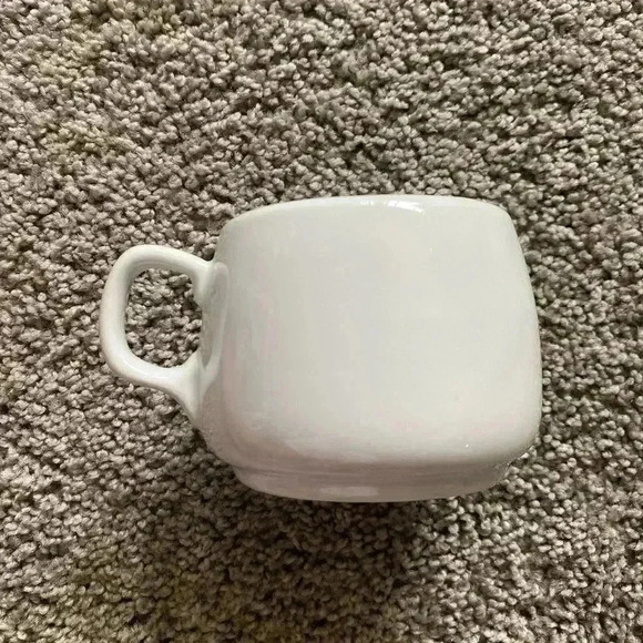 White Star Line RMS TITANIC Artifact Collection Reproduction Replica Mug Tea Cup - Picture 3 of 6